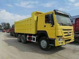 Ingin Membeli Dump Truck Bekas? Hanya di Trumecs!