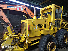 MOTOR GREADER GD705-4